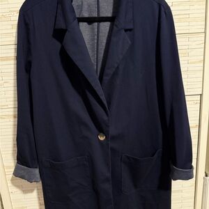 Croft & Barrow Blue Blazer with Relaxed Fit  VERY FLATTERING